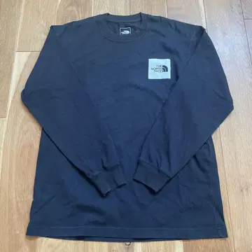 THE NORTH FACE 블랙 긴팔 티셔츠 스퀘어 로고