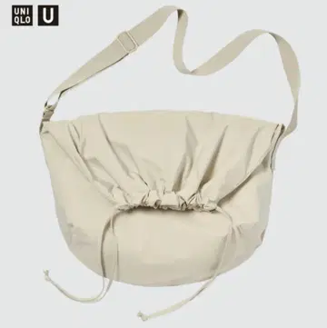 새상품 UNIQLO U 드로우 스트링 숄더백 내추럴