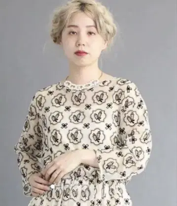 푸플 스즈란 블라우스