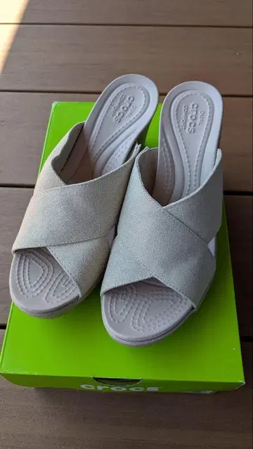 Crocs Leigh II XStrap Wedge 25cm