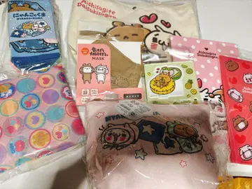 너무 사랑해서 너무 좋아하는 굿즈 8점