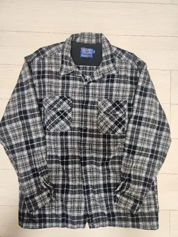 Pendleton 호배색 보드 셔츠 블랙 x 화이트