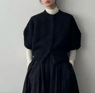 CLANE 3D DOT HALF SLEEVE KNIT CARDIGAN