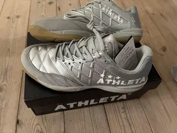 ATHLETA teo 풋살화 실버