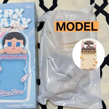 CRYBABY SHINY SHINY 카드 홀더 (Model)