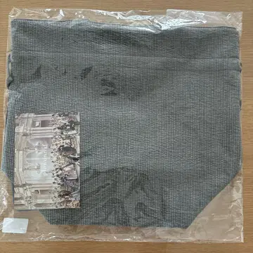피오느날 썸씽 다크 그레이