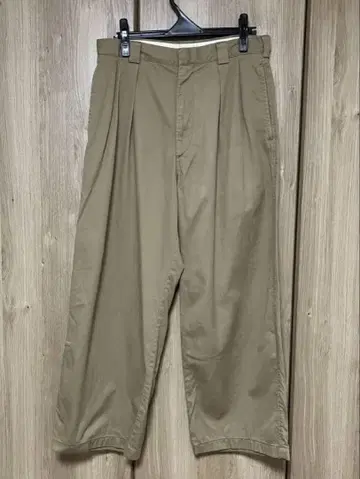 새상품급 UNIQLO U 24SS 턱 와이드 팬츠 79 베이지