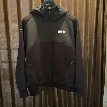TFW49 CARDBOAD MATELIAL STAND FULL ZIP S