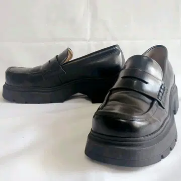 moussy/마우지 블랙 가죽 로퍼 PLATFORM 통굽 L