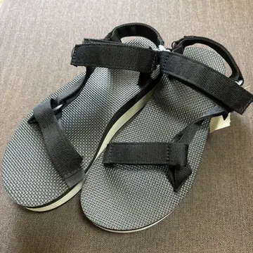 teva 통굽 샌들 25cm