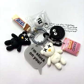 [ black x white? ] 짤랑짤랑 키링