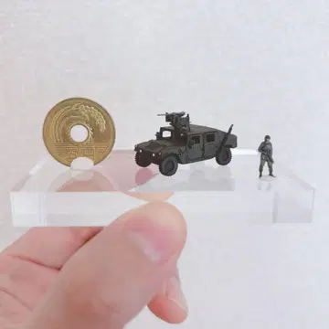 1/144 험비 (그린) 병사 (증정)