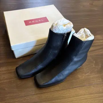 REGAL 블랙 가죽 숏부츠 23cm 미사용 새상품
