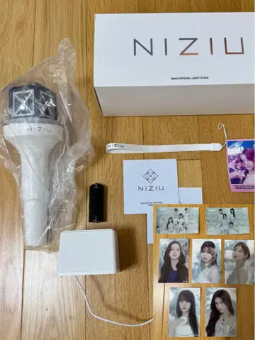 NIZIU 공식 라이트 스틱 화이트 스티커 포함