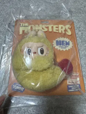 THE MONSTERS Wacky Mart 이어폰 케이스 에비후라이