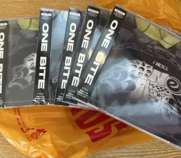 미개봉 시리얼 포함 NEXZ ONE BITE 5장