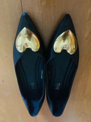 [새상품급] 스틸레토 펌프스 플랫 슈즈 23cm