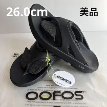 배송비 포함 새상품급 OOFOS 우포스 26.0cm 블랙
