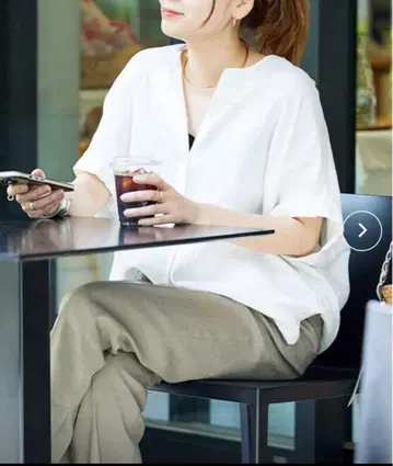 저널 스탠다드 노카라 블라우스 화이트