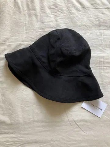 ARTS&SCIENCE Piping hat