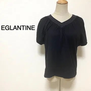 EGLANTINE 블랙 컬러 스터드 장식 V넥 티셔츠