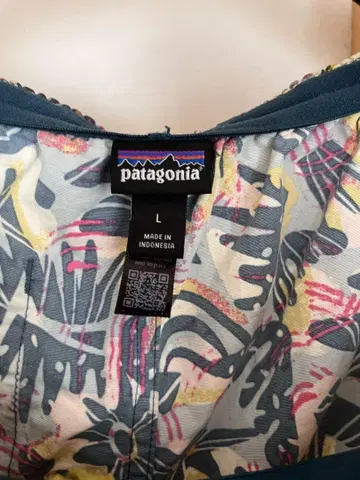 patagonia 꽃무늬 숏팬츠 L 사이즈
