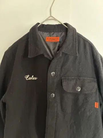 Calee 블랙 셔츠 재킷