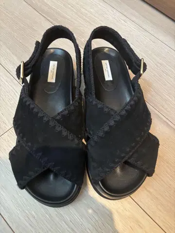 United arrows 내추럴 크로스 샌들