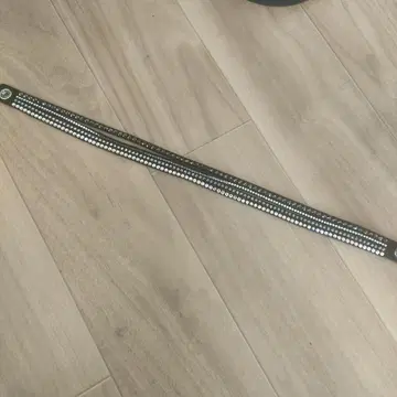 스와로브스키 블랙 스톤 팔찌