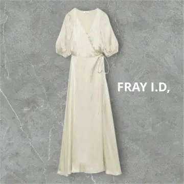 FRAY ID 프레이 아이디 카슈쿨 새틴 원피스 다나카 미나미 착용