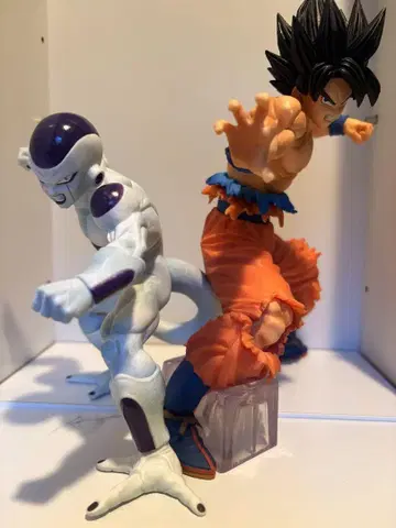 드래곤볼 손오공 & 프리저 피규어 세트