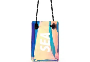 새상품 CASETIFY WIND AND SEA SLING BAG 백