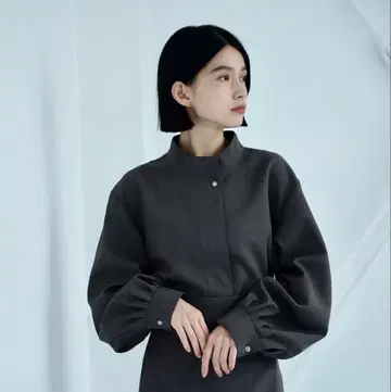 foufou 그레이 셋업 블라우스만