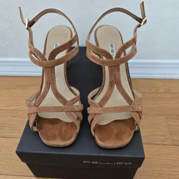 PELLICO 브라운 샌들 36