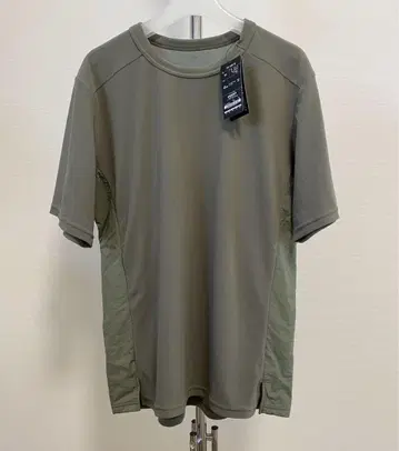 택 포함 새상품! HURLEY x DESCENTE PILE 티셔츠