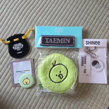 SHINee 태민 굿즈 묶음 판매