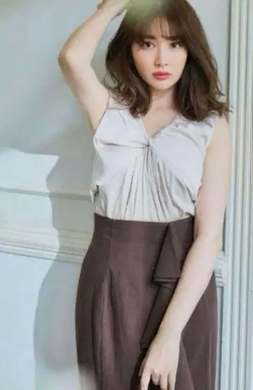 HerLipto Twisted Silkette Jersey Top M