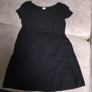 United Colors of Benetton 블랙 반팔 미니 원피스