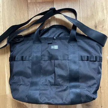 NEWERA 블랙 토트백 조정 가능 스트랩