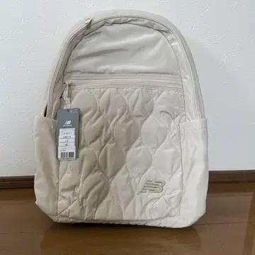 New Balance 아이보리 퀼팅 백팩 마더백