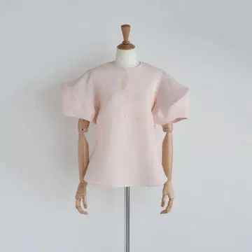 걸리쉬 폼 블라우스 핑크