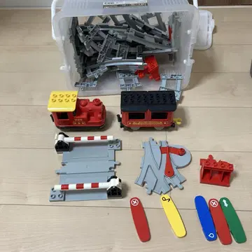 레고 Duplo 925 기차 세트와 레일 및 건널목