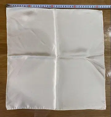 브룩스브라더스 아이보리 포켓 치프 실크 100%