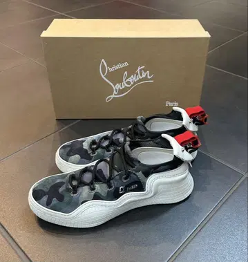 Christian Louboutin ARPOADOR 스니커즈 42