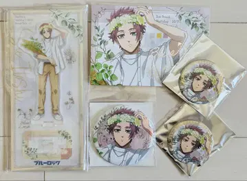 블루록 이토시 사에 flower crown 아크릴 스탠드 빅 캔뱃지 등