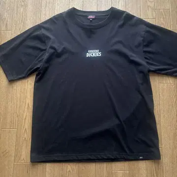 디키즈 티셔츠