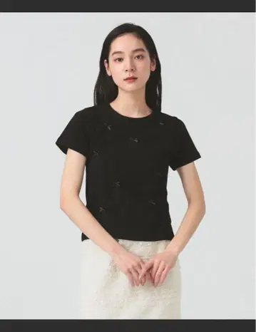 Ray BEAMS 랜덤 미니 리본 티셔츠