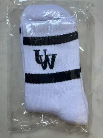 UW 로고 화이트 스트라이프 삭스 UVERworld