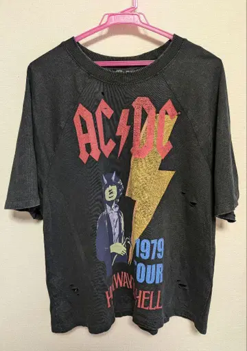 ACDC 티셔츠