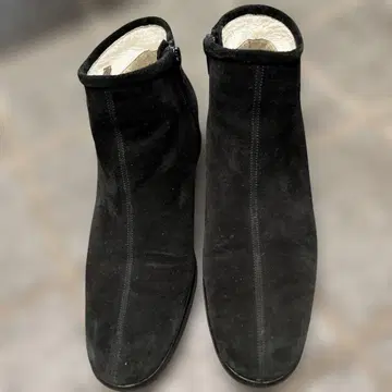 블랙 스웨이드 숏부츠